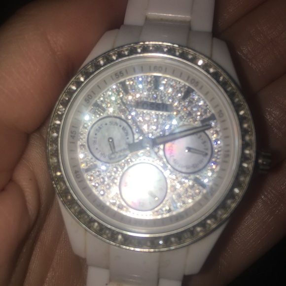 Reduced! White Rhinestone Fossil Watch - Picture 5 of 5